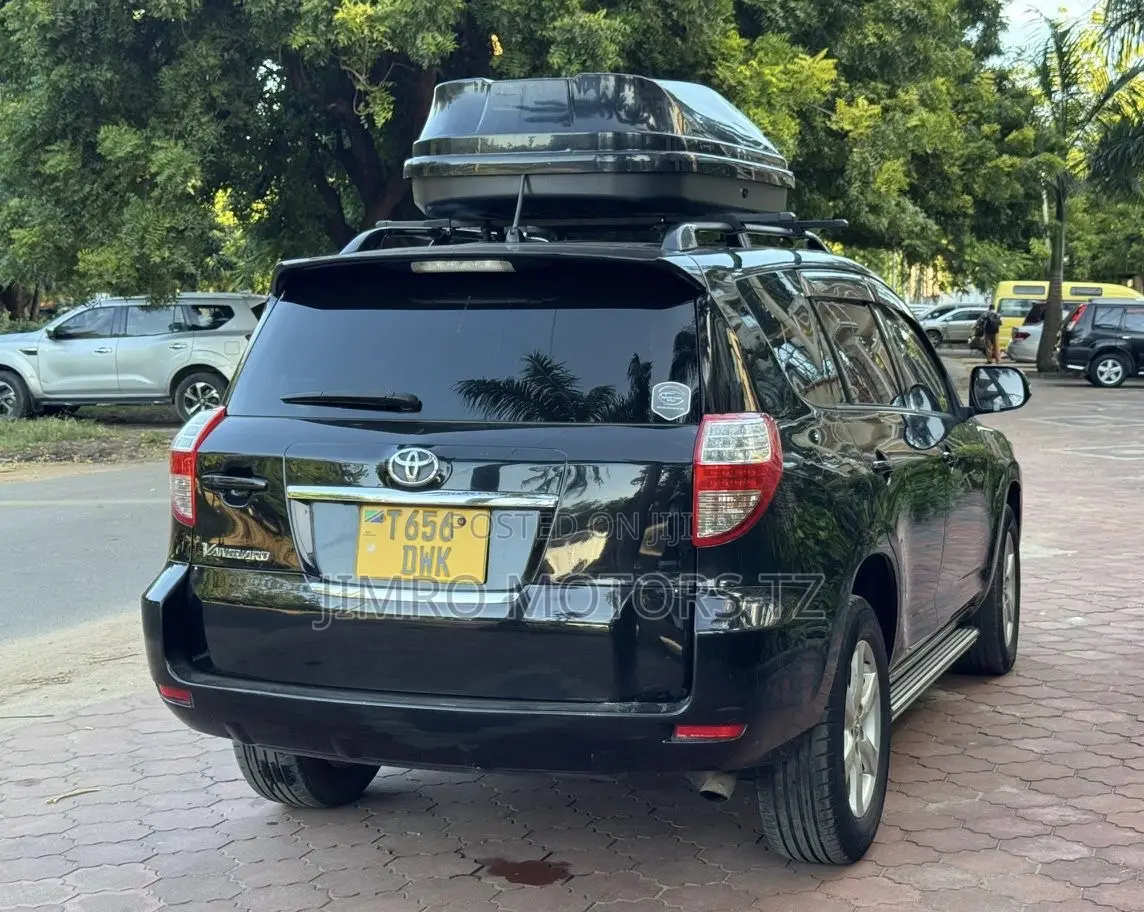 Toyota Vanguard 2008 Black
