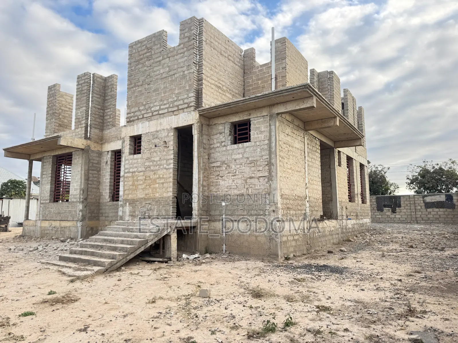 6bdrm Block of Flats in Itega Dodoma for sale