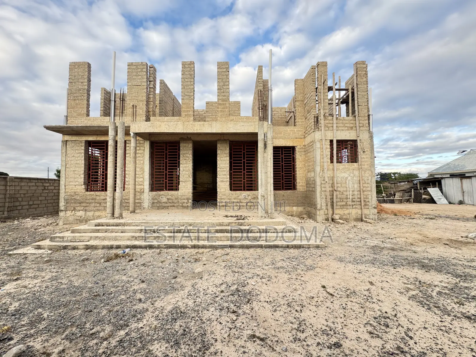 6bdrm Block of Flats in Itega Dodoma for sale
