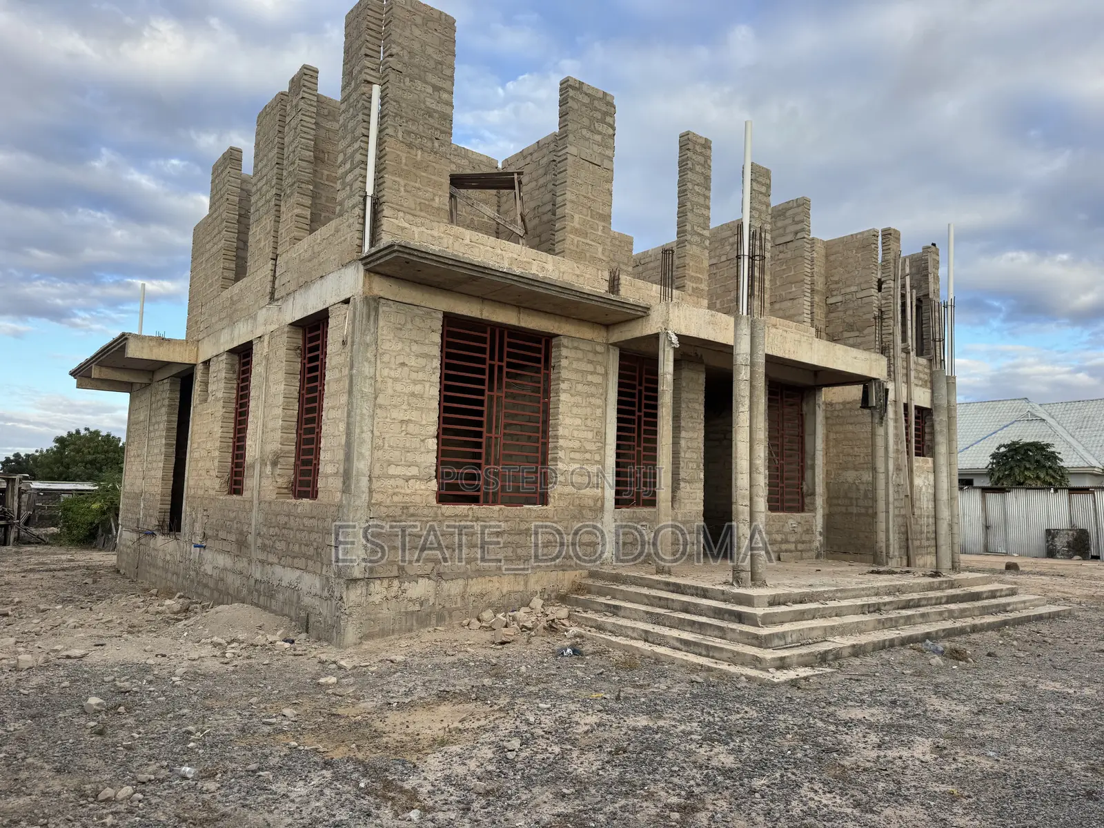 6bdrm Block of Flats in Itega Dodoma for sale