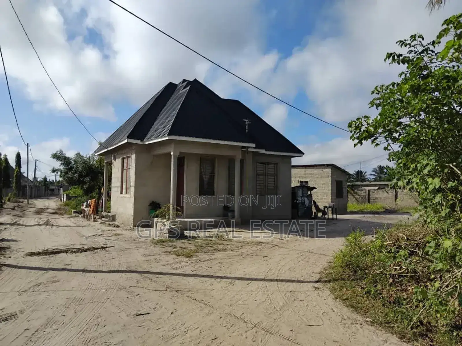 3bdrm House in Kivule Frem 10, Ilala for sale