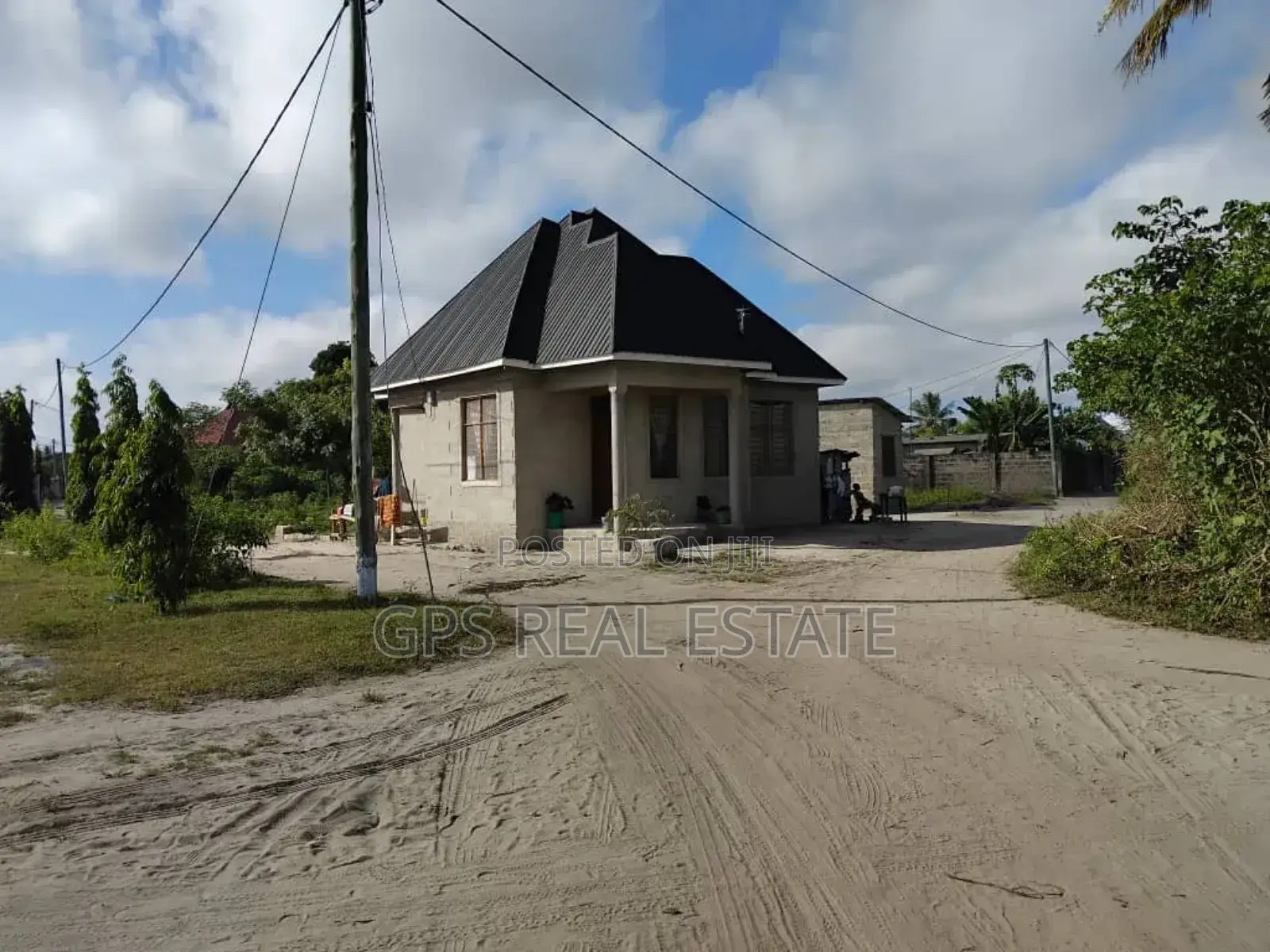 3bdrm House in Kivule Frem 10, Ilala for sale