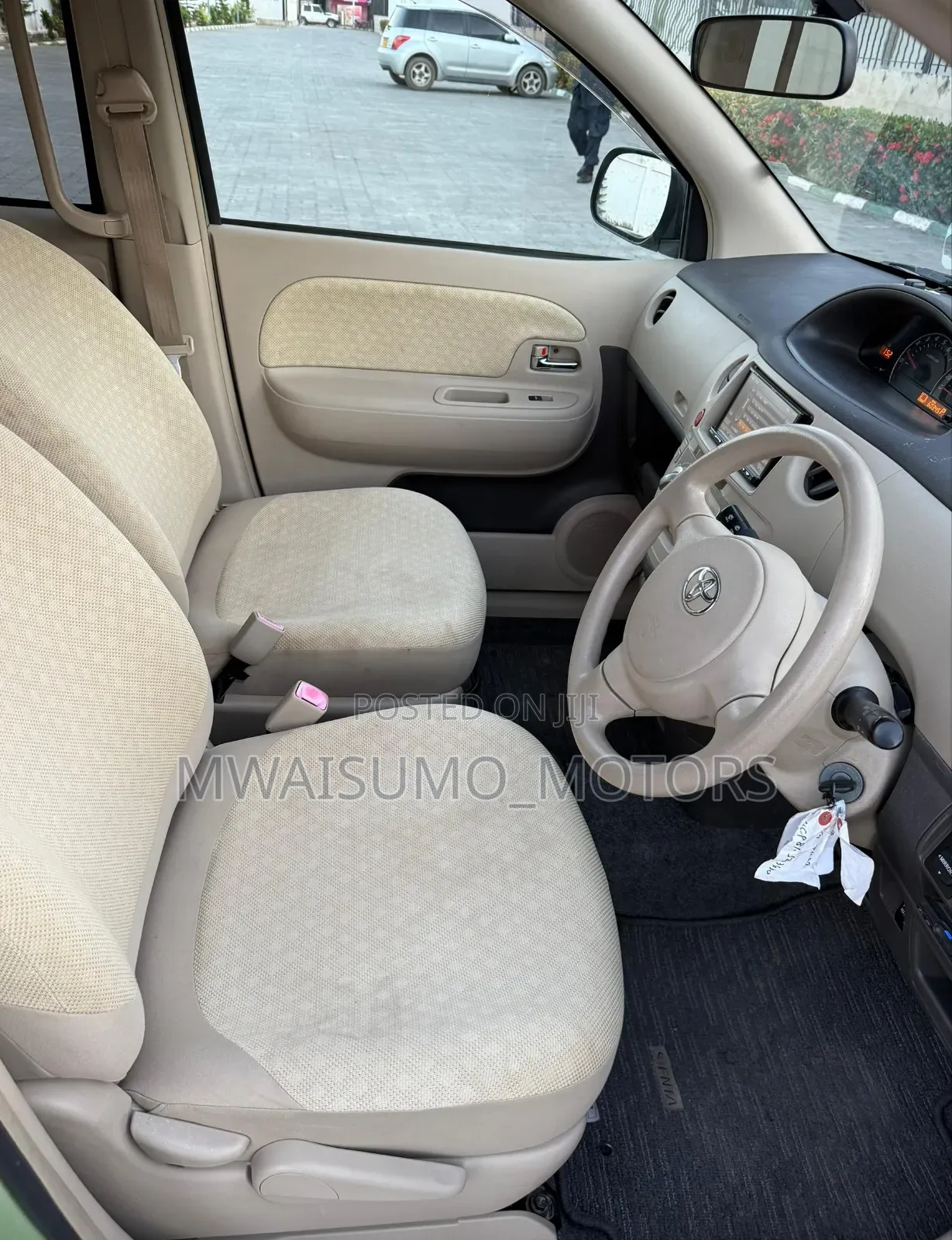 Toyota Sienta 2009 Teal