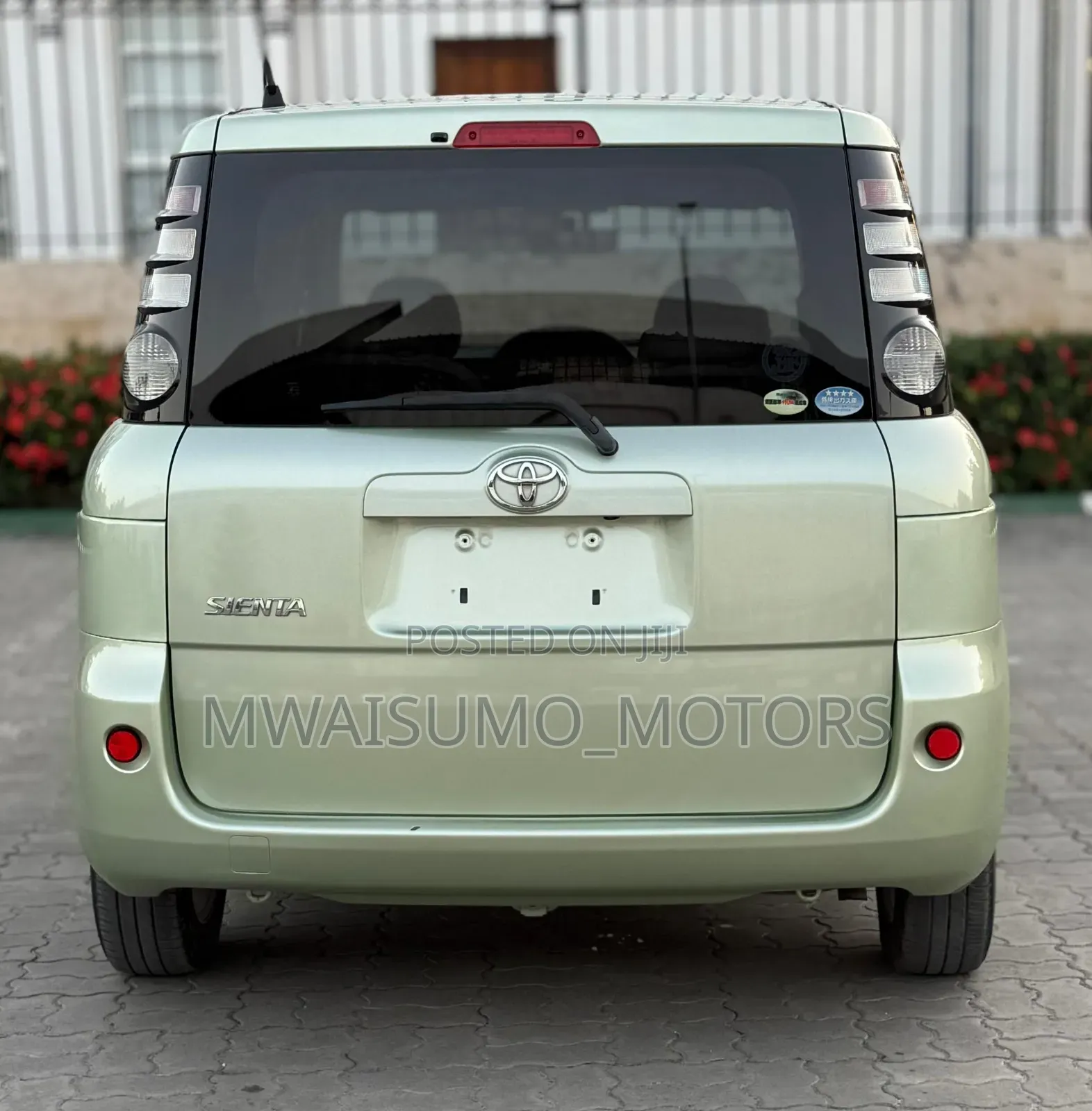 Toyota Sienta 2009 Teal