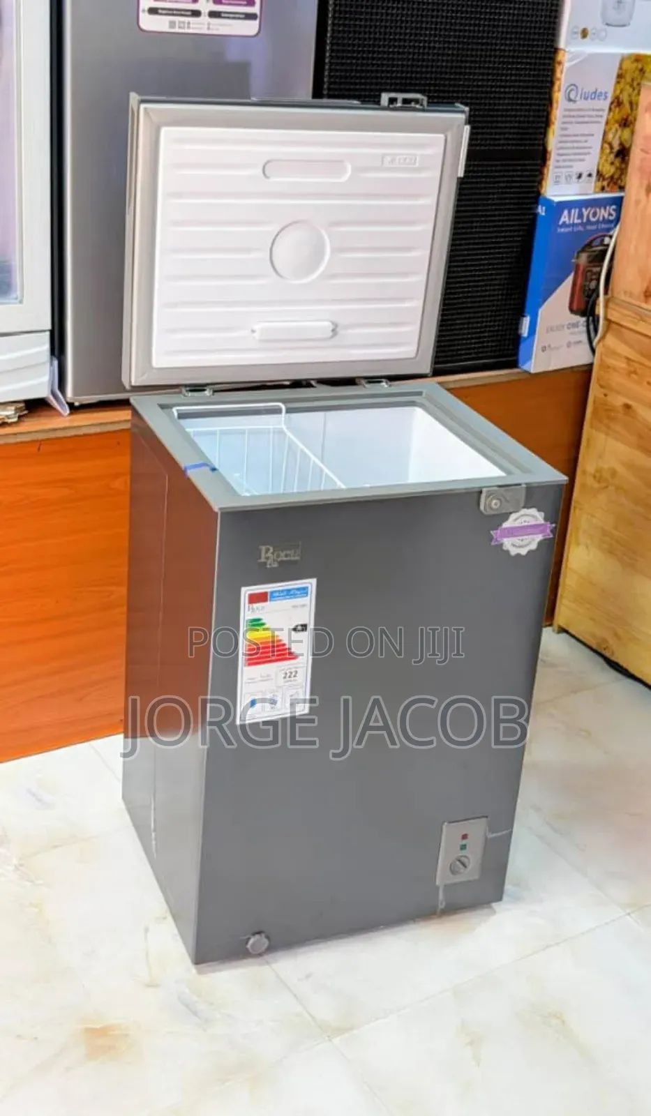 Roch 100l Chest Freezer, a Compact Freezer