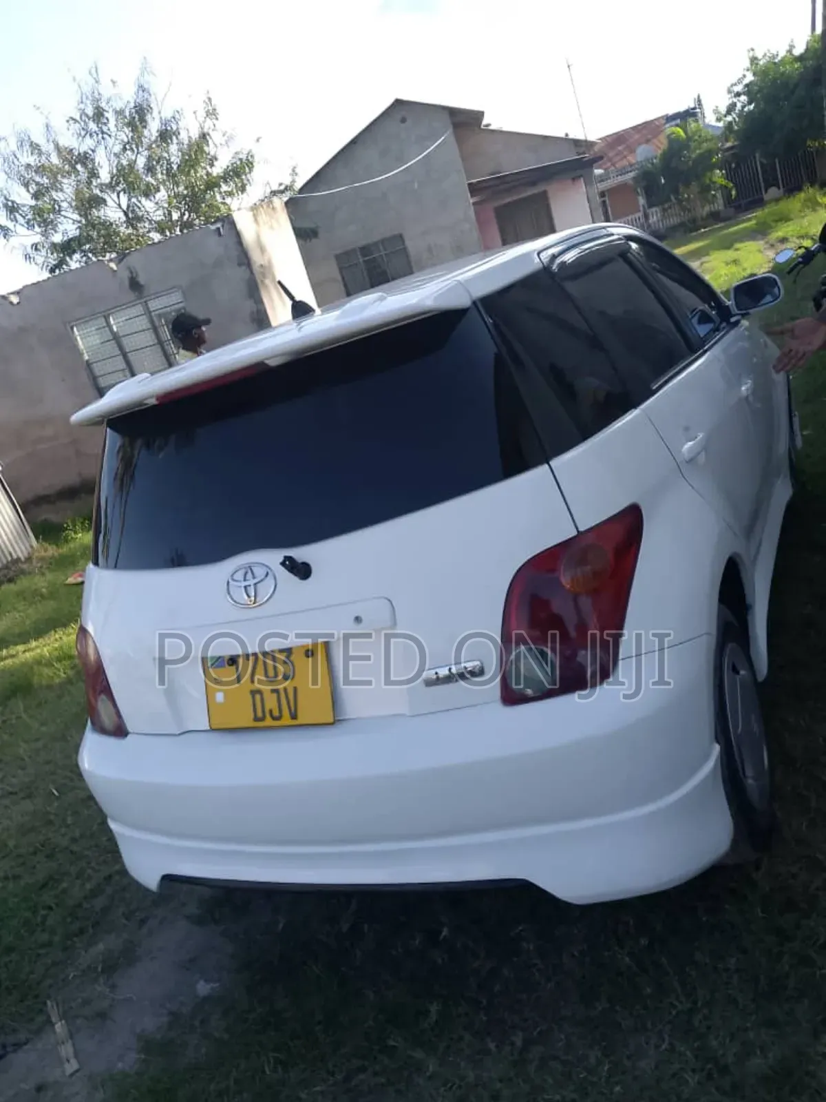 Toyota IST 2003 White