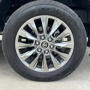 New Toyota Land Cruiser 2024 Black