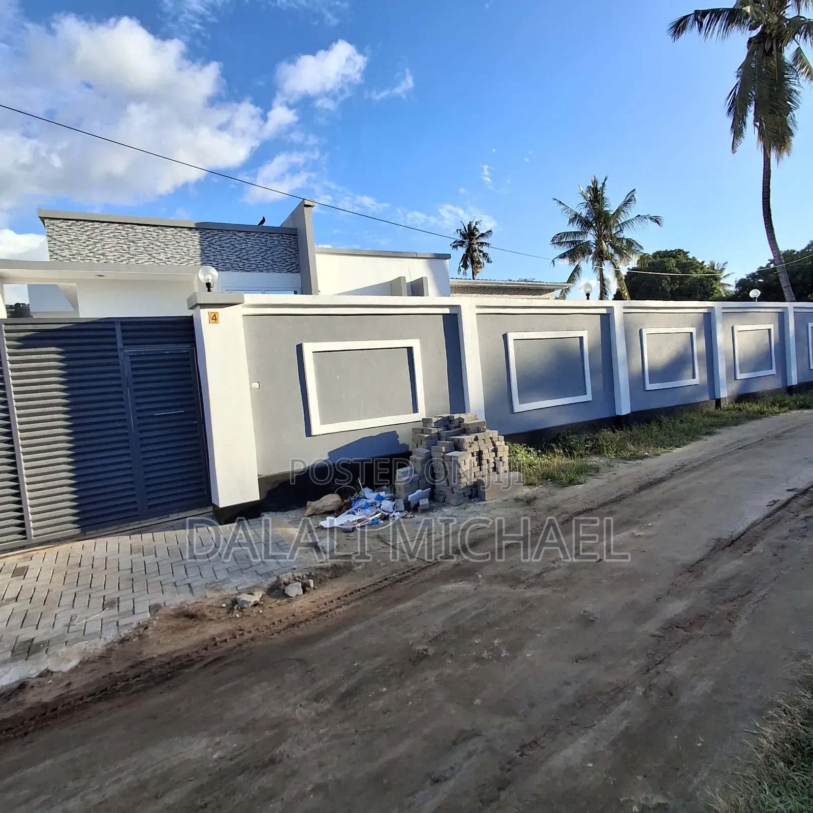 4bdrm House in Mbezibeach for sale