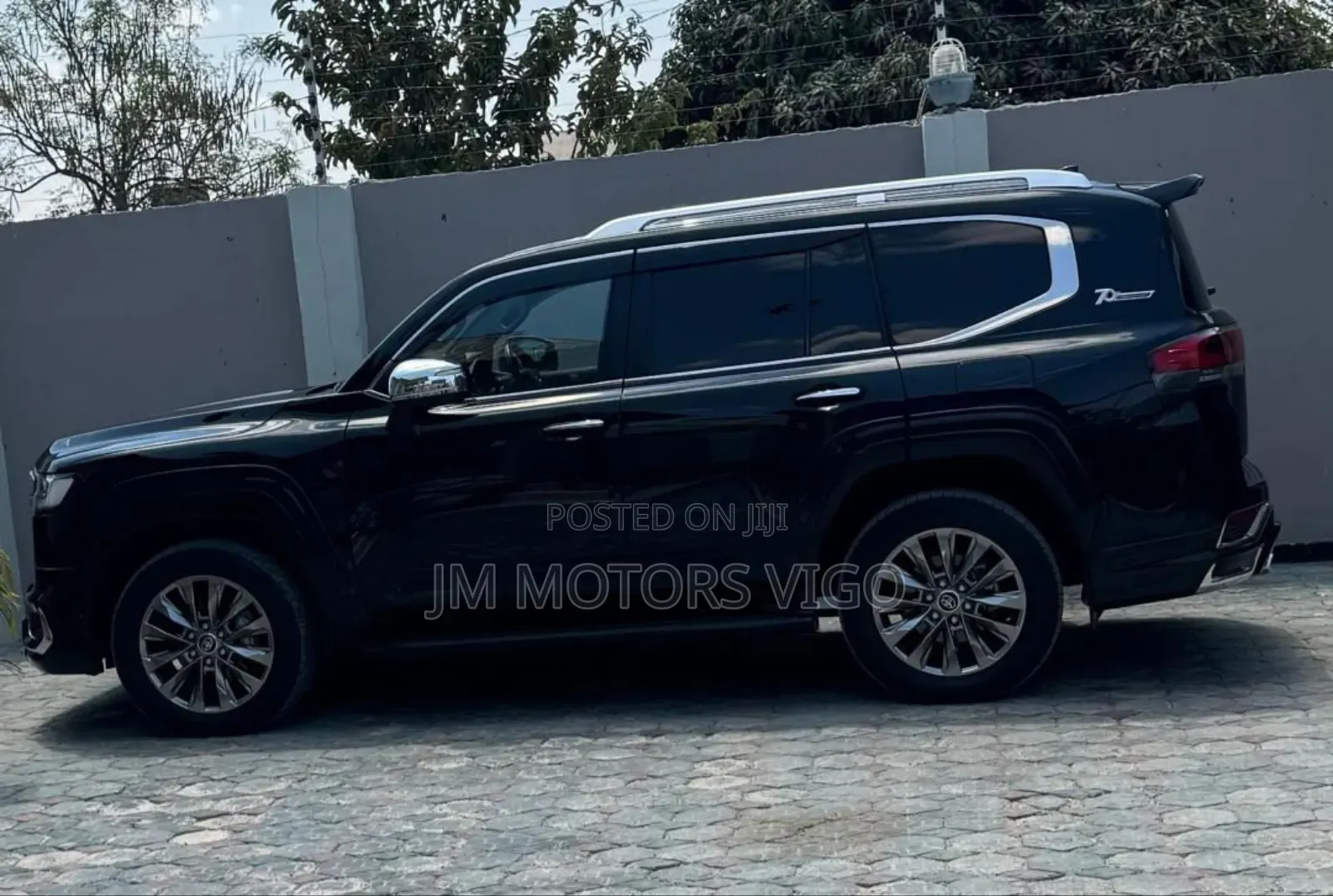 Toyota Land Cruiser 2023 Black