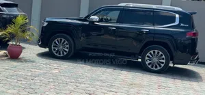 Toyota Land Cruiser 2023 Black