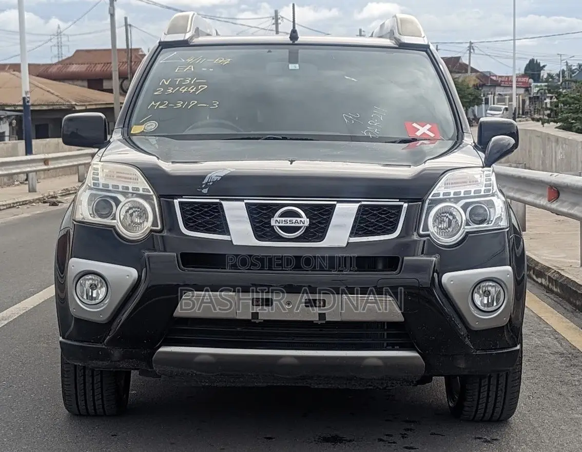 Nissan X-Trail 2.0 Petrol XE 2011 Black