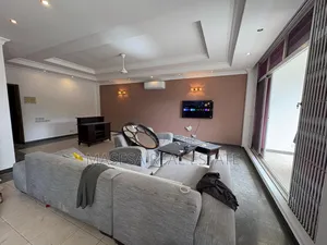Furnished 3bdrm Apartment in Oyster Bay for rent