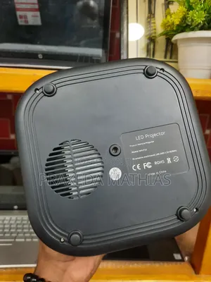 Smart Android Projector Resoln