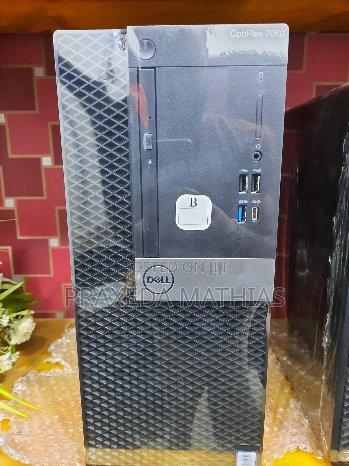Desktop Computer Dell OptiPlex 7760 8GB Intel Core I7 SSD 500GB
