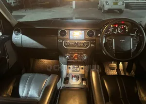Land Rover Discovery 2015 Blue