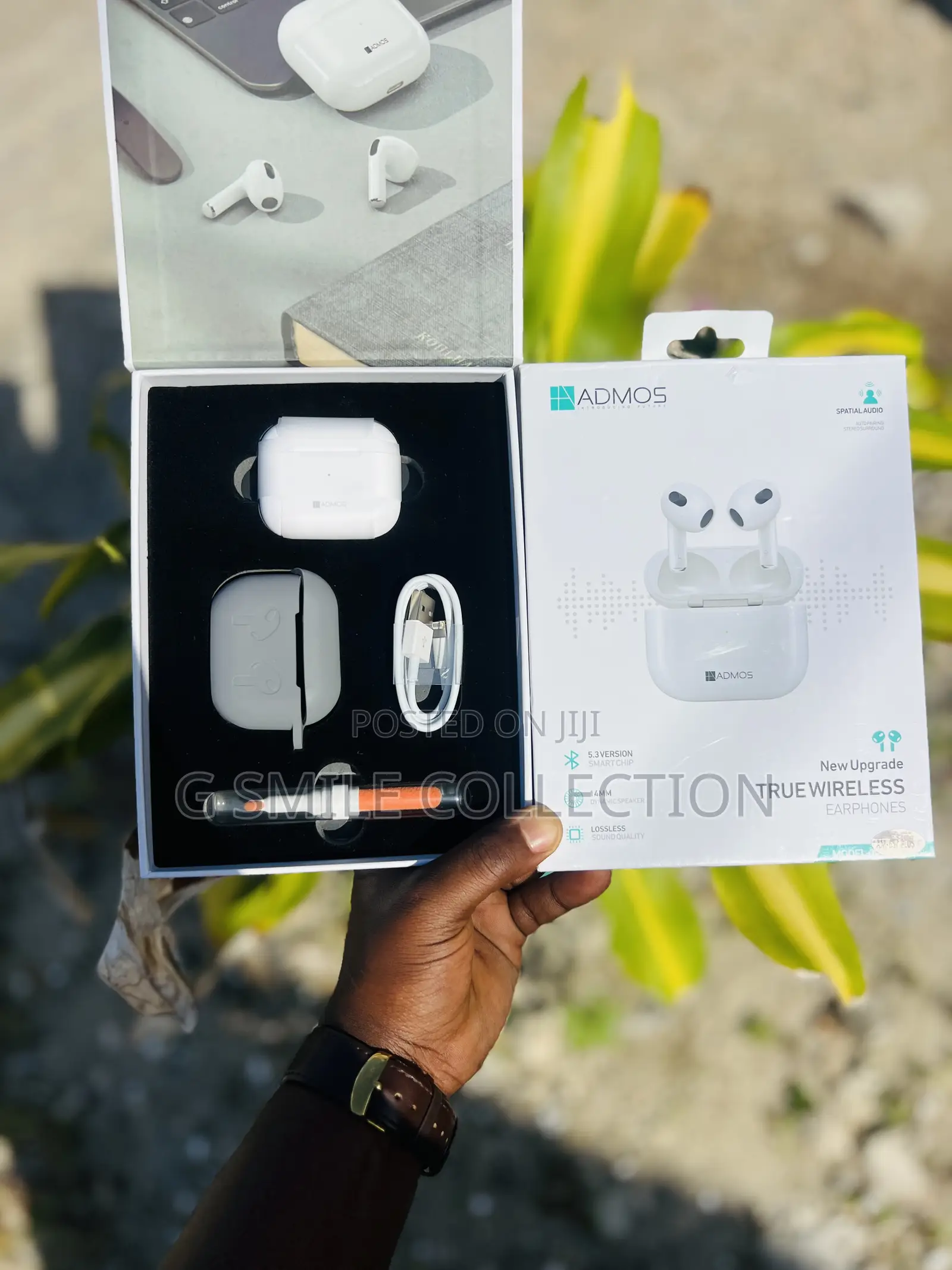 Admos Am-657 Wireless Earbuds