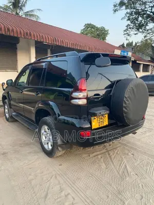Toyota Land Cruiser Prado 2006 Black