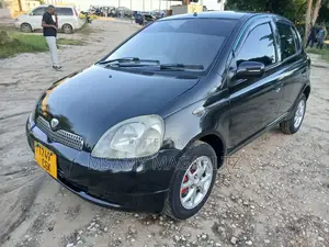 Toyota Vitz 1.3 FWD 5dr 2002 Black