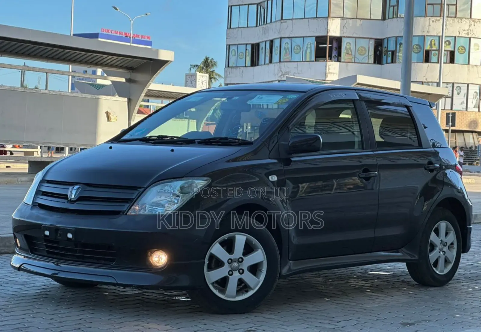 Toyota IST 2004 Black