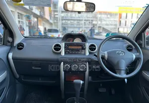 Toyota IST 2004 Black