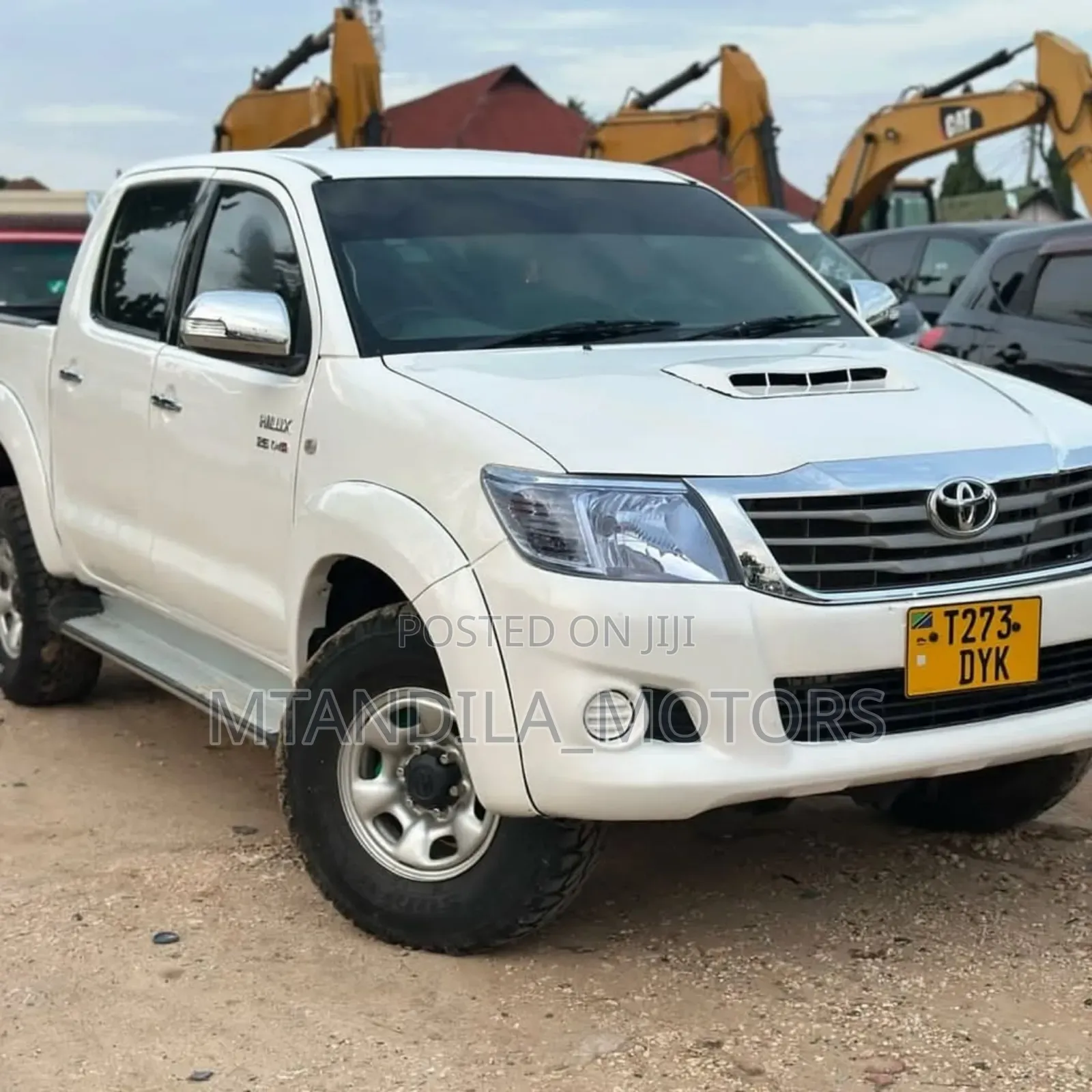 Toyota Hilux 2012 White