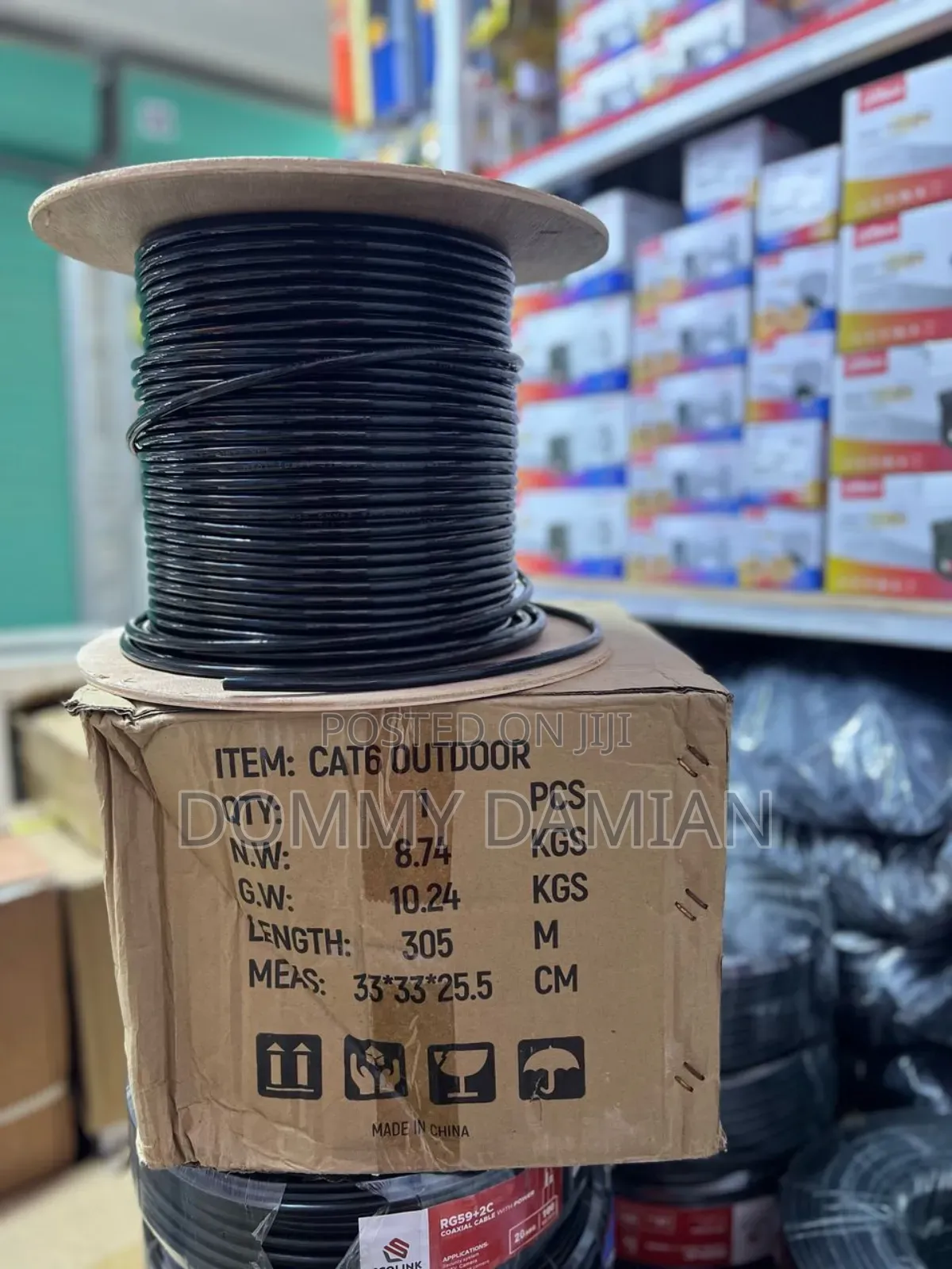 Cut 6 Utp Cable 305