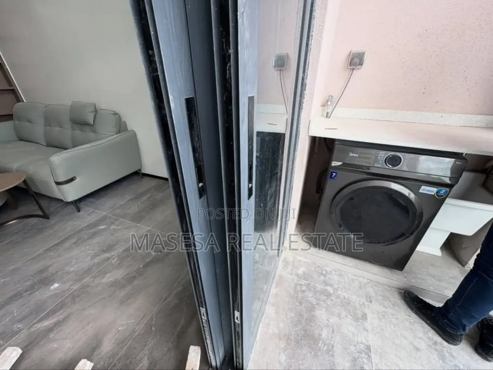 Furnished 1bdrm Duplex in Oyster Bay for rent