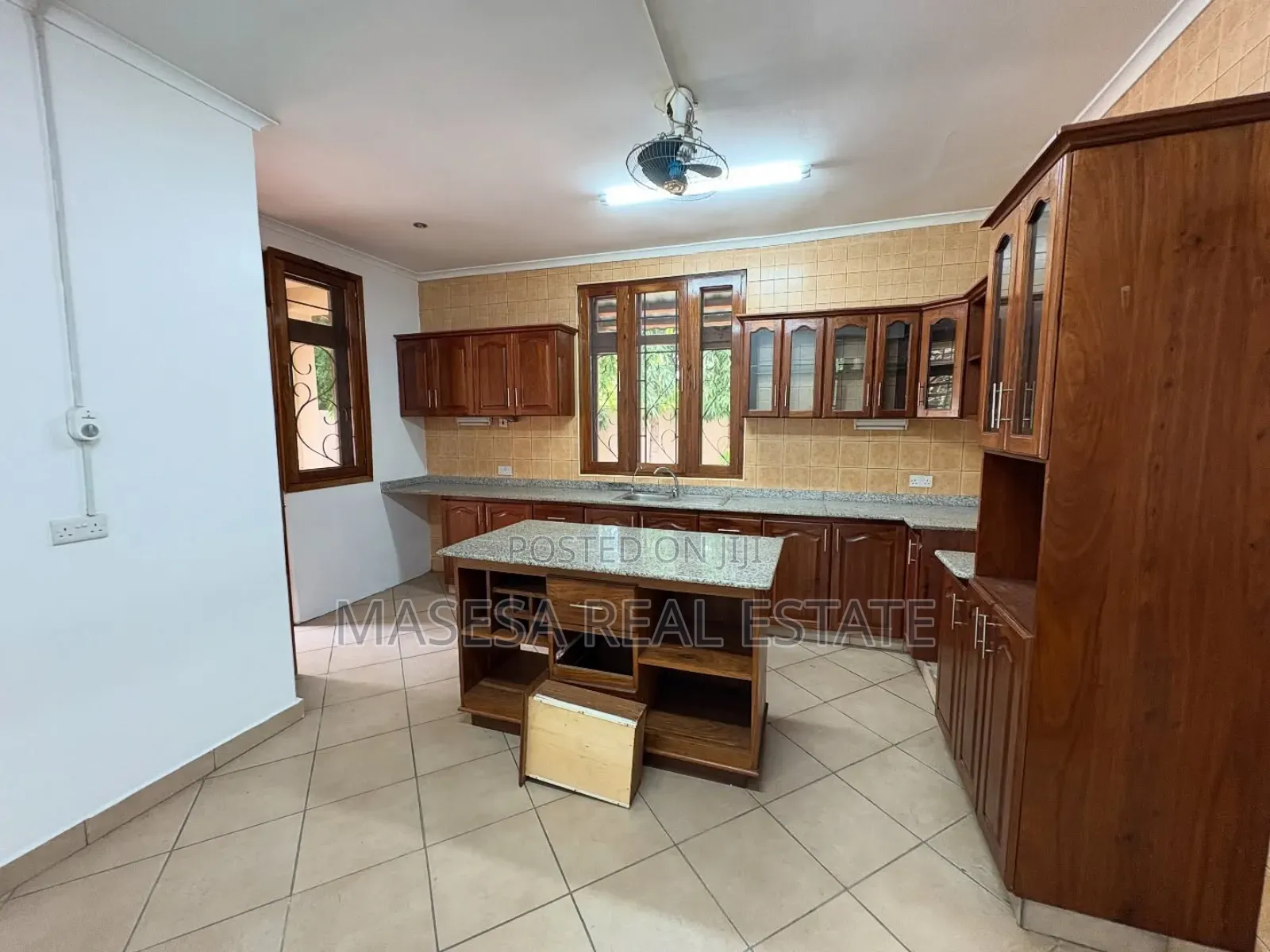 5bdrm Villa in Oyster Bay for rent
