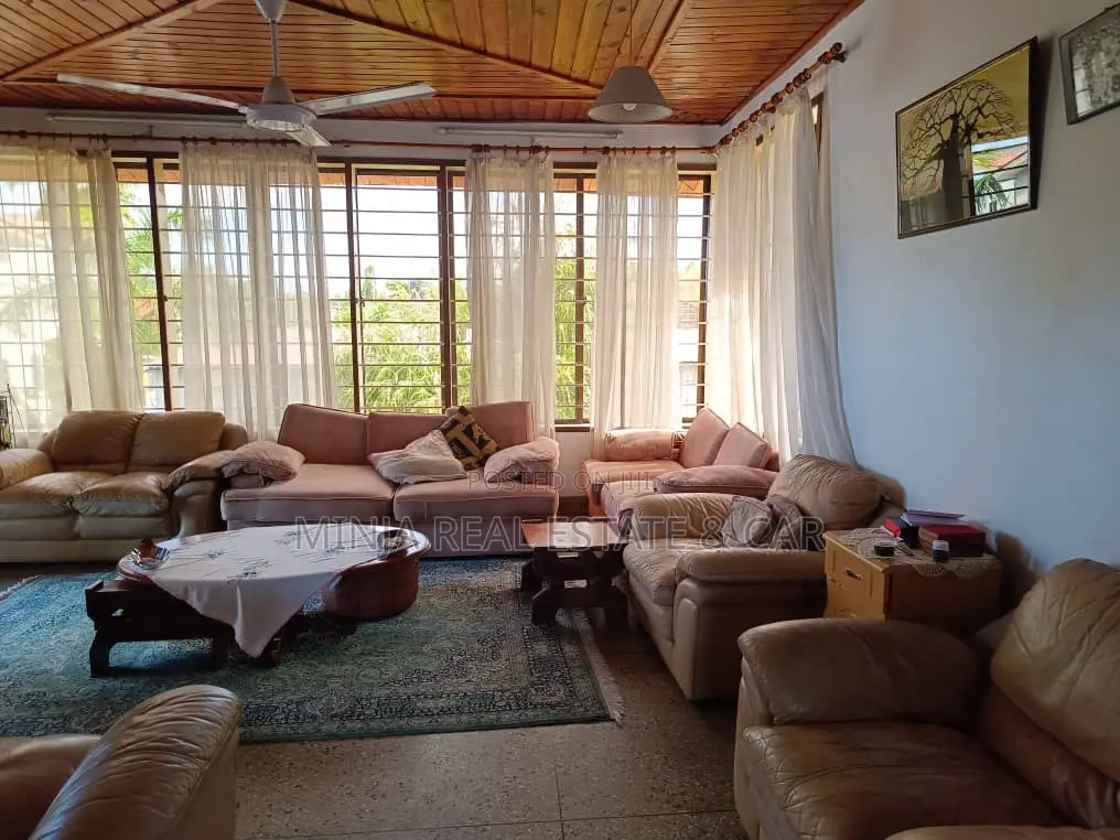 5bdrm House in Mikocheni for sale