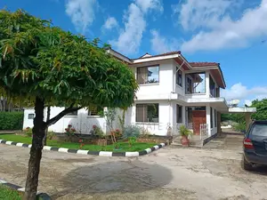 5bdrm House in Mikocheni for sale