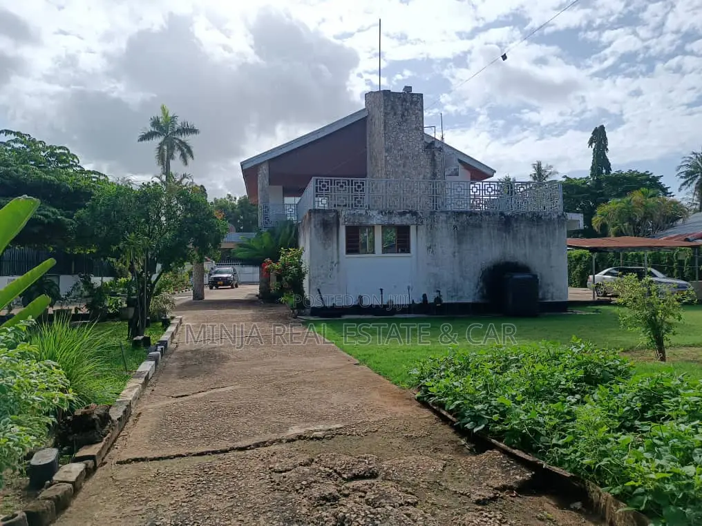 5bdrm House in Mikocheni for sale