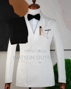 Men's Six Buttons Suits New and Original With Quality Wools