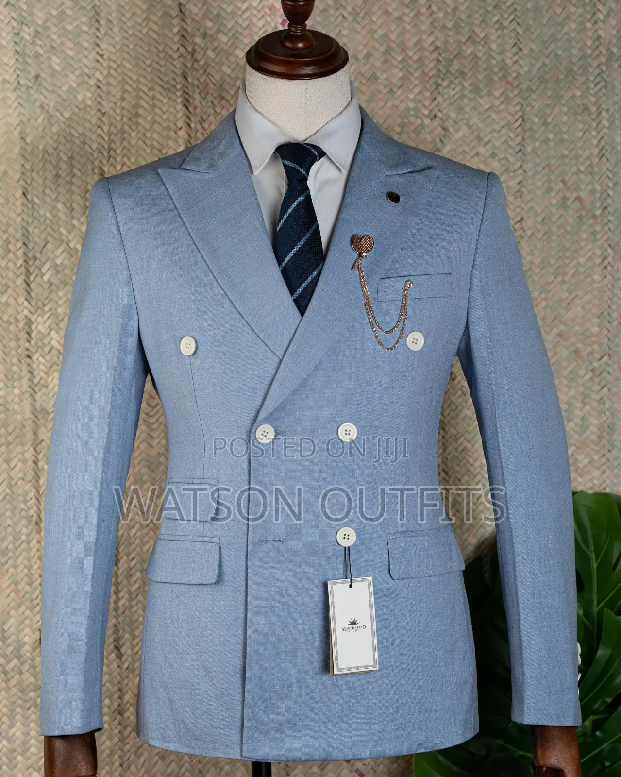 Men's Suits Made With High Quality Materials Suitable