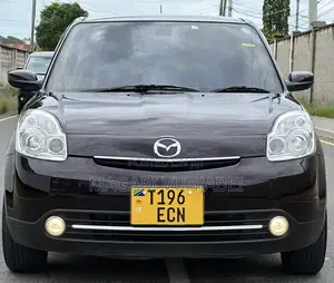 Photo - Mazda Verisa 2008 Burgundy