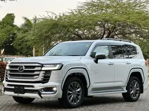 New Toyota Land Cruiser 2023 White