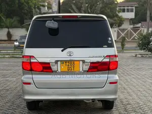 Toyota Alphard 2004 Silver