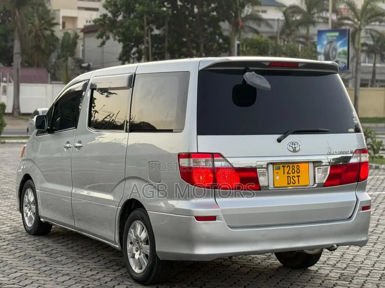Toyota Alphard 2004 Silver