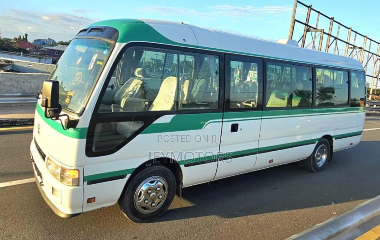 Toyota Coaster 2007 White