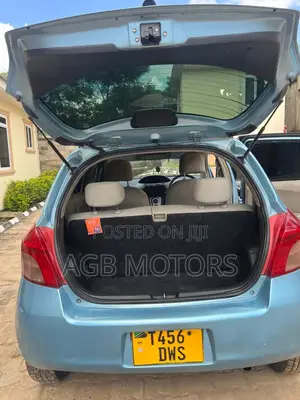 Toyota Vitz 2006 Blue