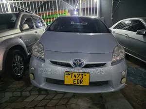 Photo - Toyota Prius 2010 Blue