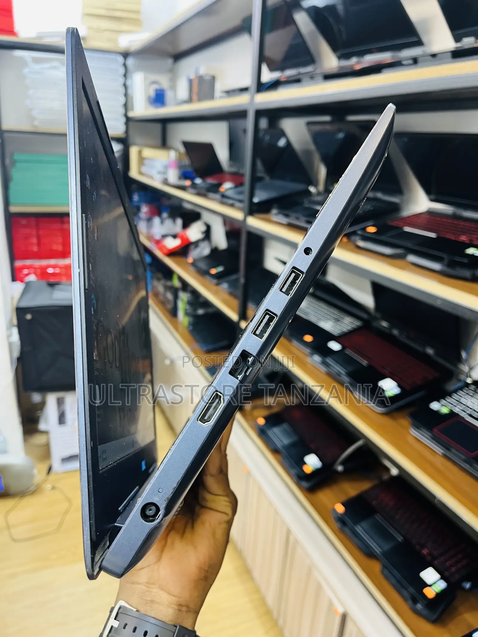 Laptop Dell G3 17 3579 16GB Intel Core I7 SSD 512GB