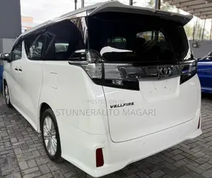 Toyota Vellfire 2019 White