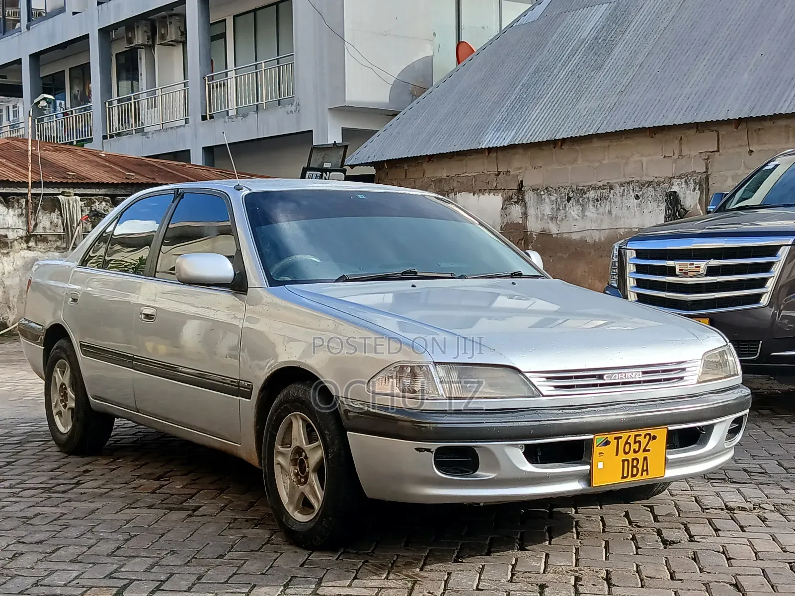 Toyota Carina 2000 Silver