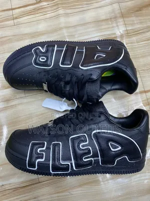 Trendy Men's Leather Sneakers Original and New
