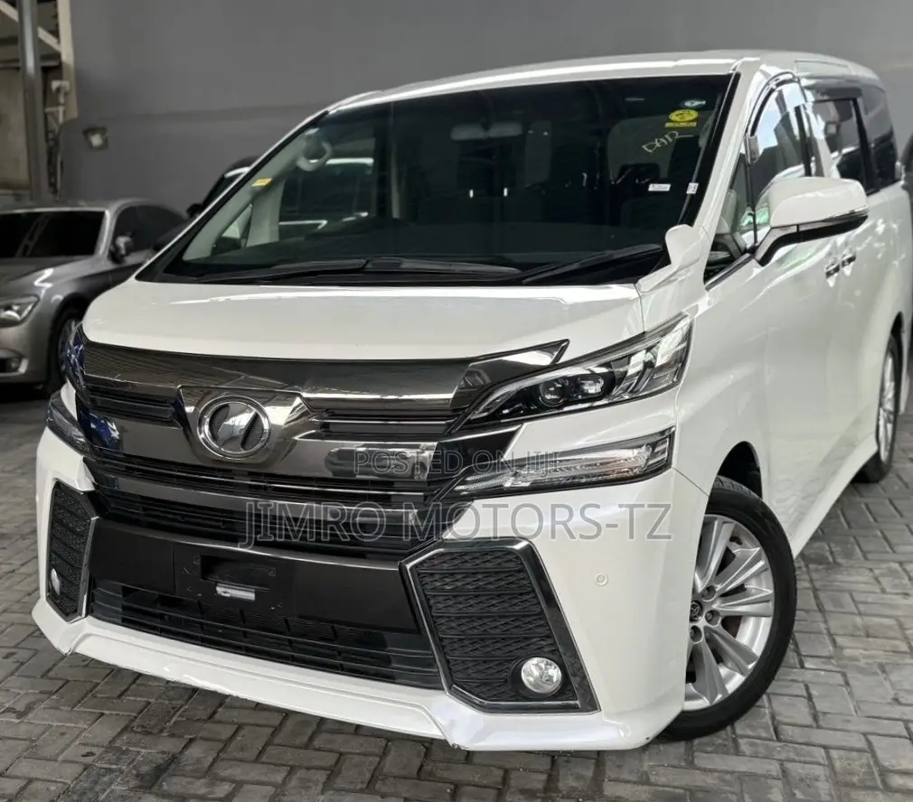 Toyota Vellfire 2015 White