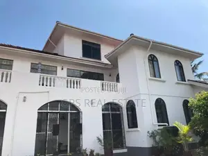 6bdrm Maisonette in Kunduchi, Kinondoni for sale
