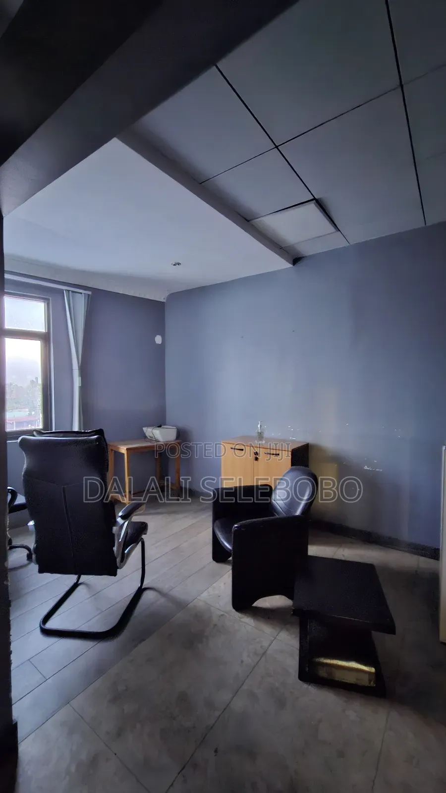 Office Space Fow 2 Full Ac Opp Mliman Cty Mall