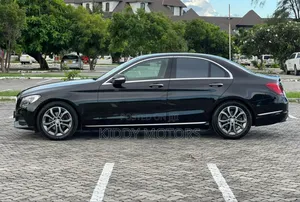 Mercedes-Benz C180 2015 Black