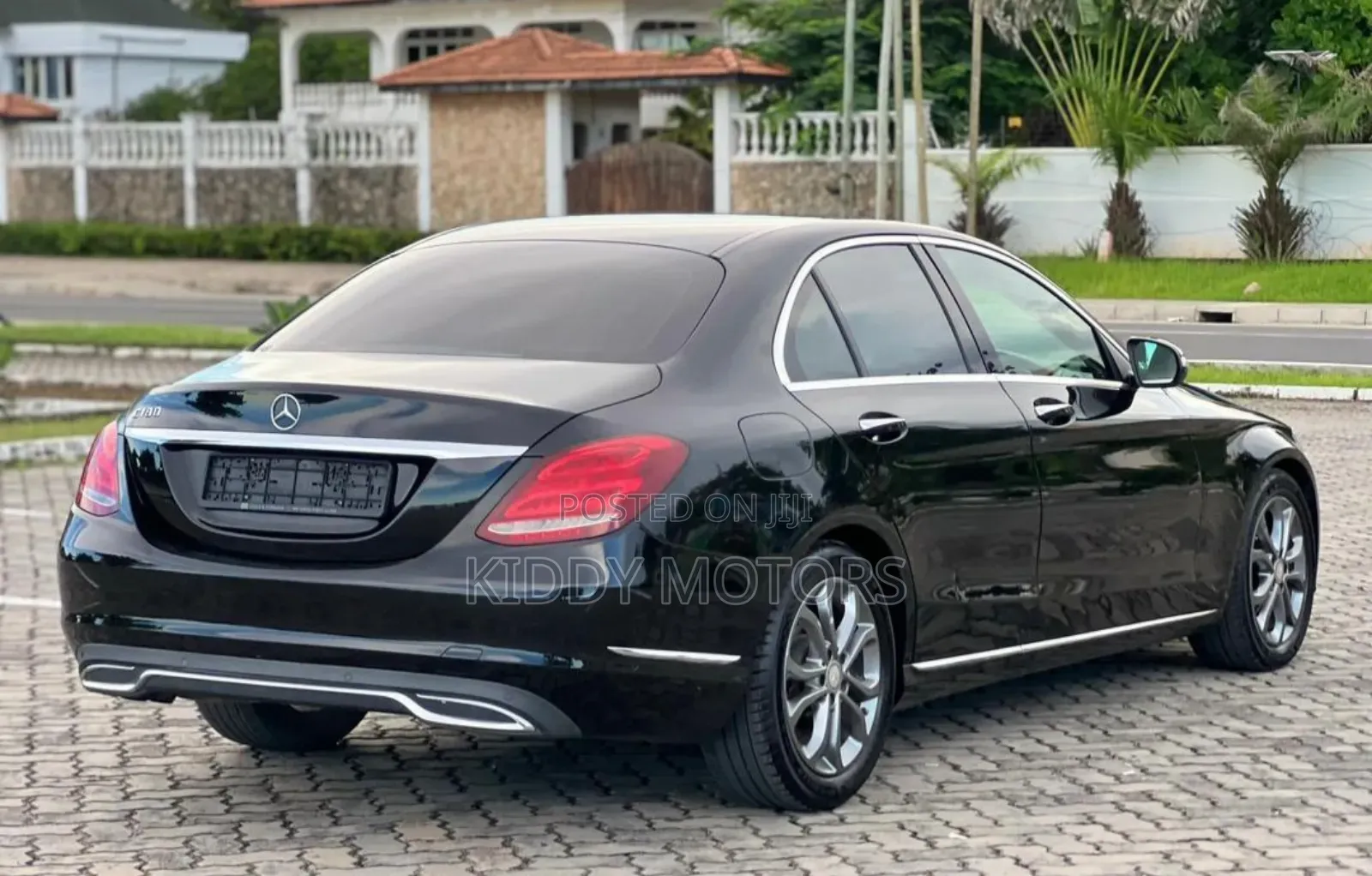Mercedes-Benz C180 2015 Black