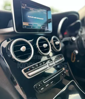 Mercedes-Benz C180 2015 Black